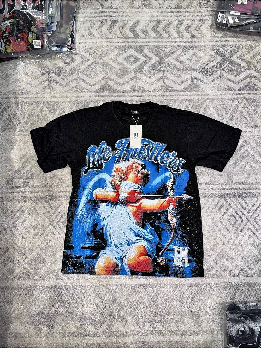 Life Husters Graphic Tee in Black & Blue Size Medium NWT